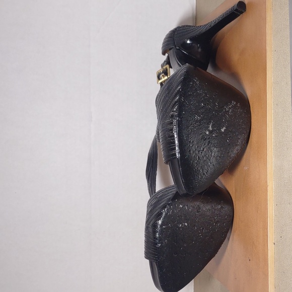 Report Signature Leather Heels - Picture 5 of 7